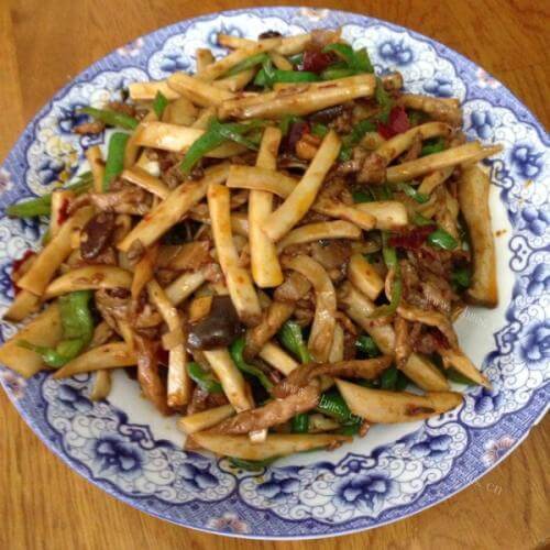 家常菜杏鲍菇炒肉丝