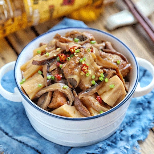 香菇炖排骨