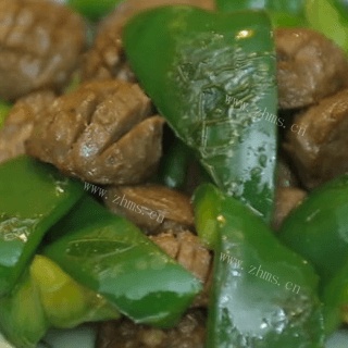 青椒炒牛肉丸