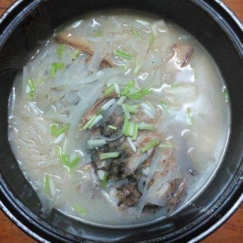 鲫鱼萝卜丝汤