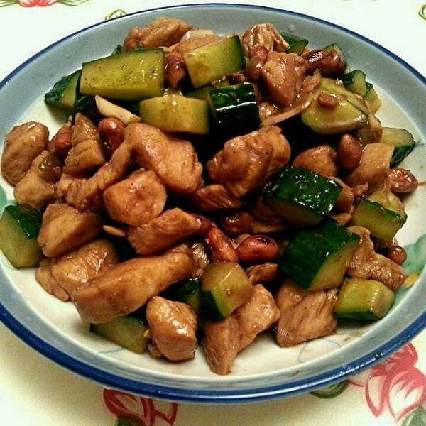 家常菜酱爆鸡丁