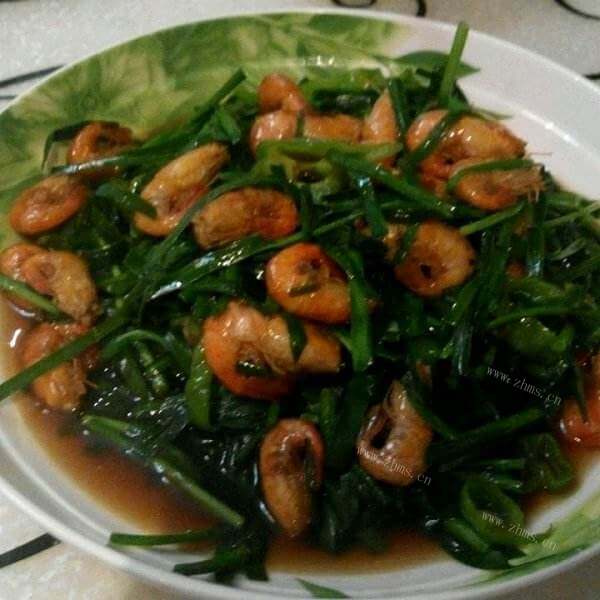 常吃不腻的韭菜炒河虾