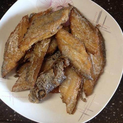 有特色的干煎带鱼