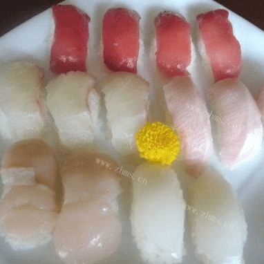 生鱼片寿司