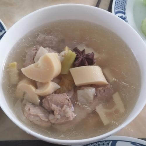 药炖排骨-龙骨