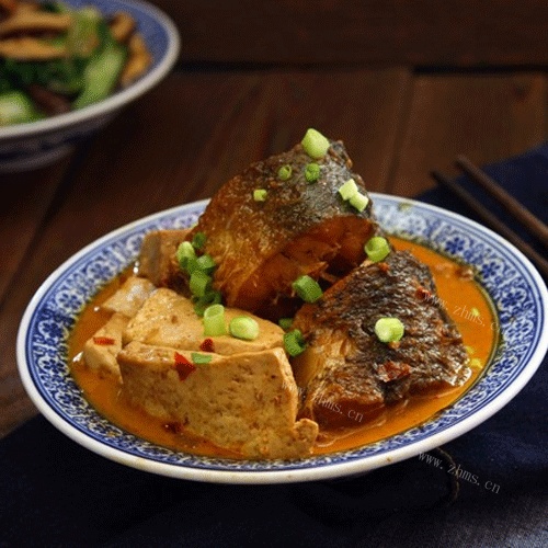 胖头鱼炖豆腐