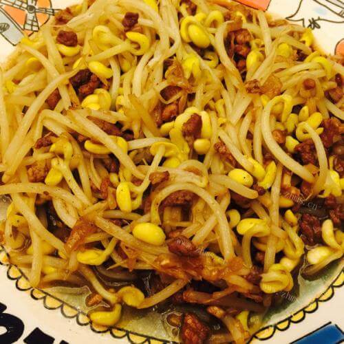 家常菜清炒黄豆芽