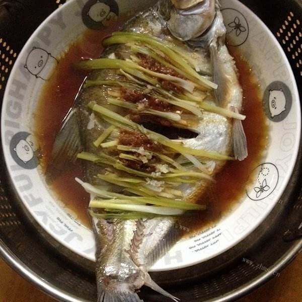 家常菜清蒸鳊鱼