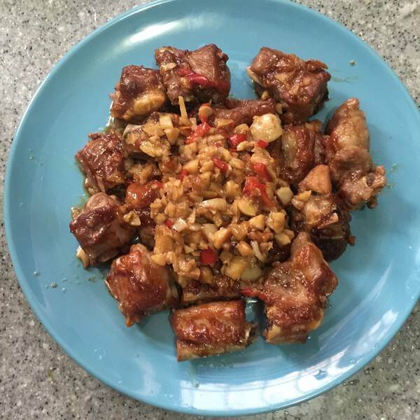 好吃的蒜香排骨