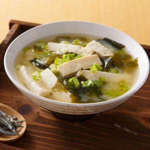 美味家庭豆腐味噌汤