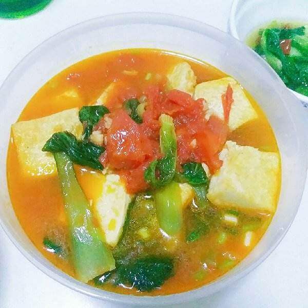 西红柿炖豆腐
