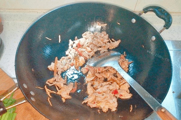 大葱炒肉做法图解12)