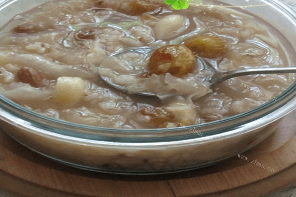 美味早餐银耳莲子粥做法图解12)
