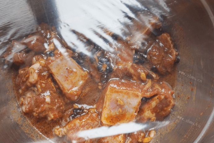 炖豆豉排骨-改良版豆豉蒸排骨做法图解5)