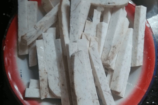 简单的炸芋头做法图解2)