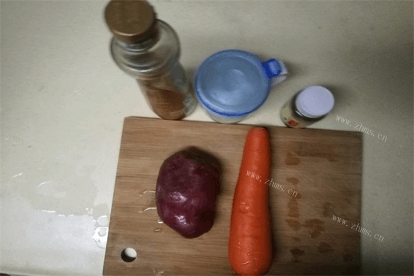 胡萝卜土豆闷饭做法图解1)