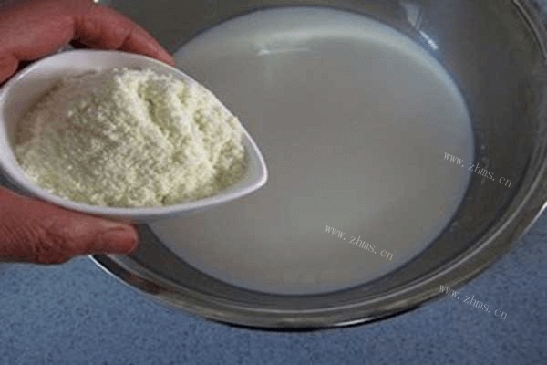 电饭煲版自制老酸奶做法图解4)