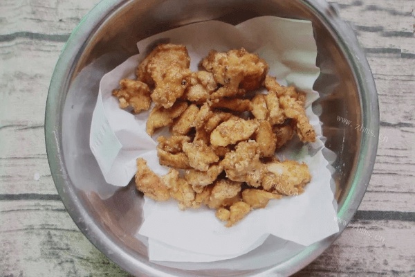 外酥内嫩的里脊肉饼做法图解5)