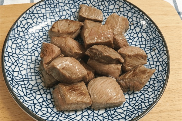 咖喱牛肉超级美味，细腻顺滑，口水忍不住啦。做法图解3)