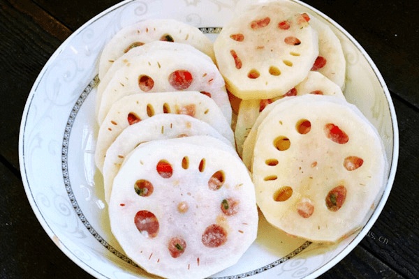 酥炸藕盒做法图解4)