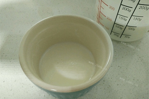 好吃的炼乳双皮奶做法图解3)