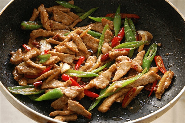 小炒牛肉超好吃，美味营养，口水忍不住啦。做法图解8)