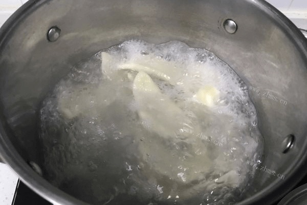 锅贴饺子新手的方法做法图解11)
