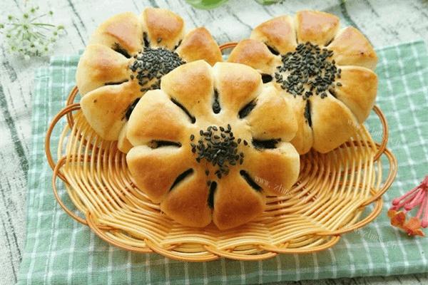 花样面包做法图解6)