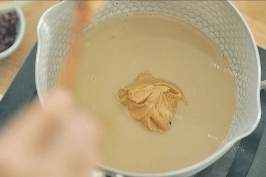 自制切糕（果仁谷物能量棒）做法图解6)
