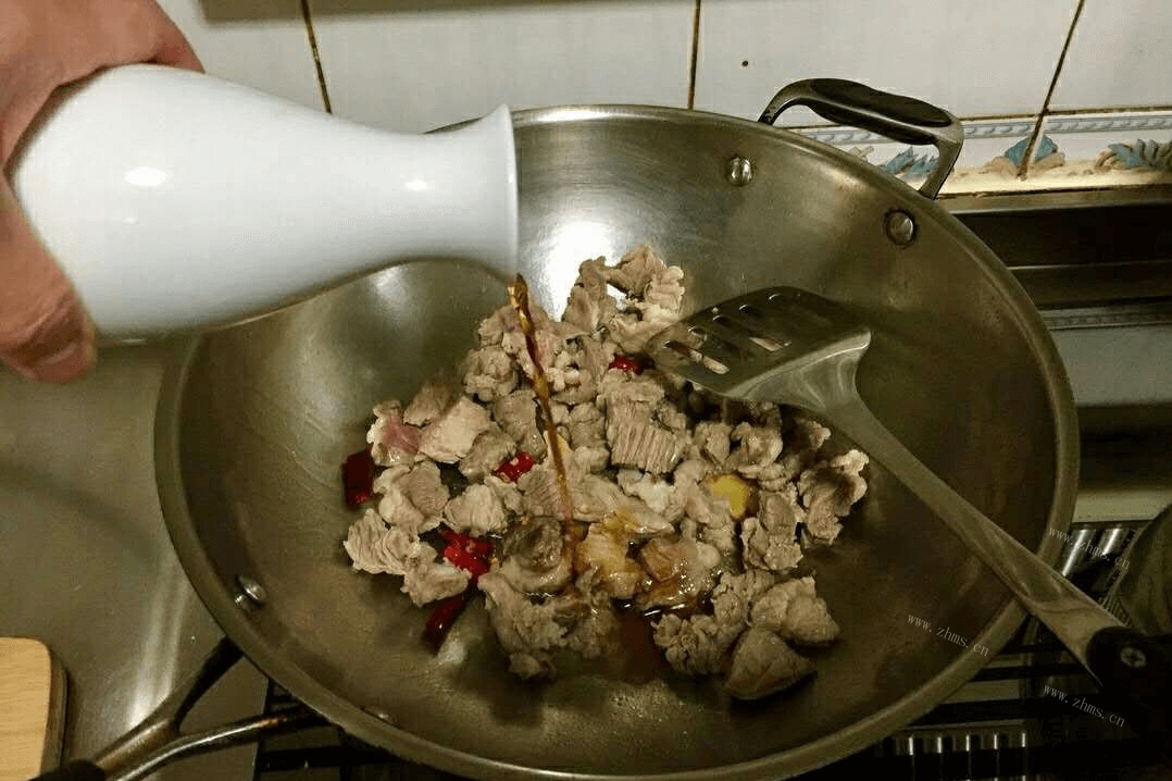 当归羊肉汤做法图解4)