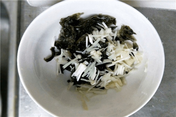  好喝的鸡汤豆腐脑 ，超级嫩，很爽口呢！做法图解2)