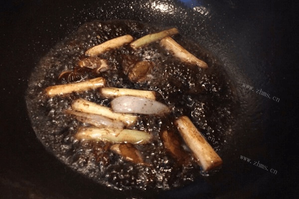 排骨炖豆角做法图解3)