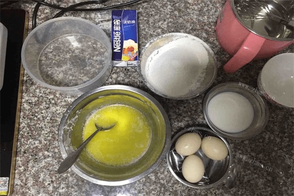 甜品控不可错过的美食！快来尝尝这款口感好的泡芙！做法图解1)