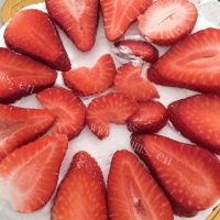 如何制作草莓蛋糕的做法图解五