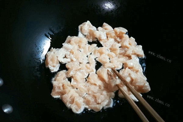 营养炒葱椒鸡做法图解5)