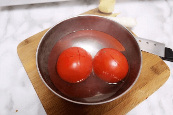 番茄鱼怎么制作呢做法图解3)