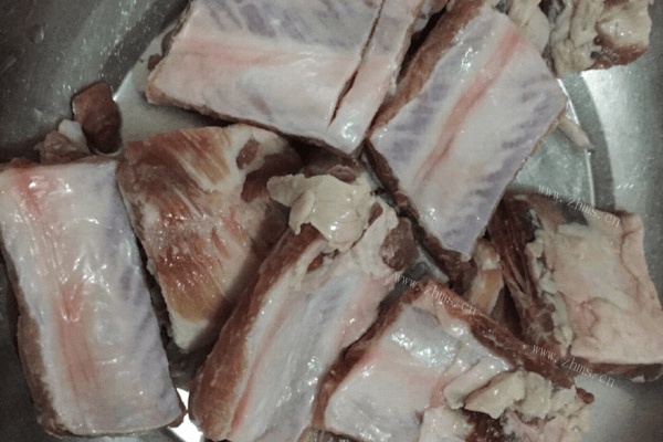 排骨炖豆角做法图解1)