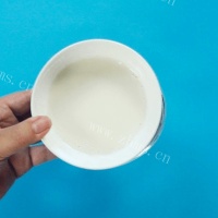 超简单牛奶冻的做法图解三
