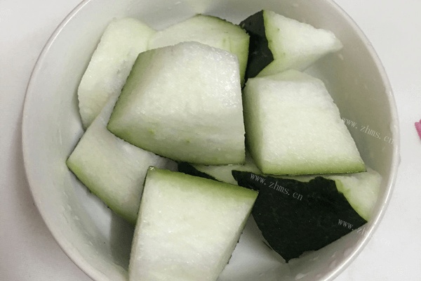 家常薏米冬瓜汤做法图解2)