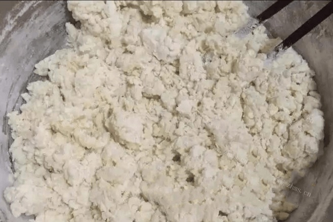 常吃不腻的烫面蒸饺做法图解1)
