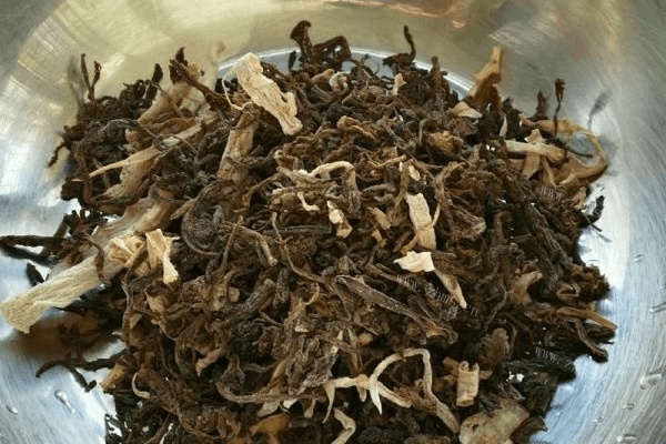 梅干菜扣肉做法图解3)