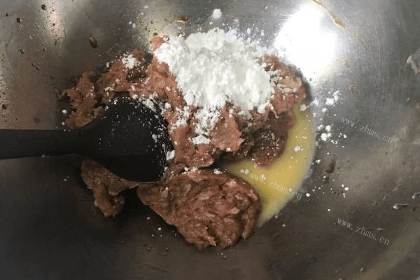 锅贴饺子新手的方法做法图解2)