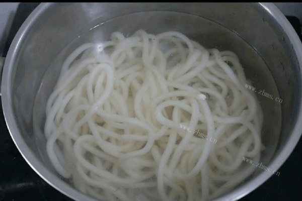 泰式冬阴功汤做法图解4)