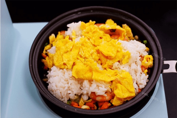 鸡蛋炒饭做法图解6)