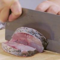 上海熏鱼怎么做好吃又简单，学会这技巧，开店火一家的做法图解一