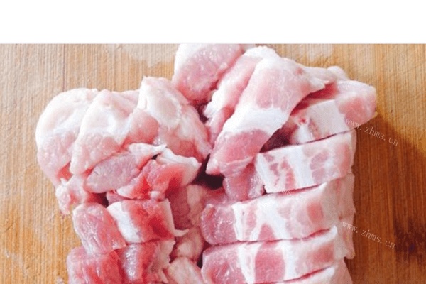 「念念不忘」梅干菜烧肉做法图解2)