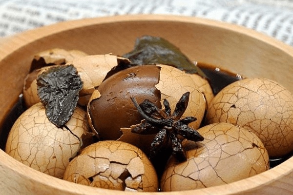 自制茶叶蛋做法图解6)