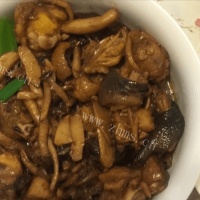 茶树菇炖鸡的做法图解七