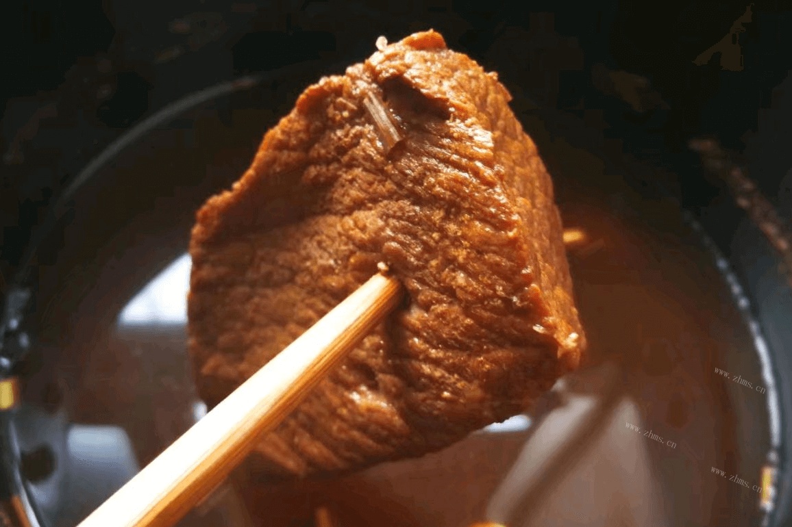 下饭吃面都必不可少的最爱的卤牛肉！做法图解4)