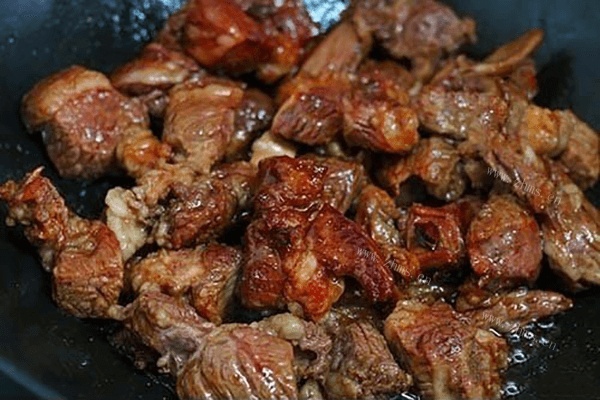 红烧牛肉／牛腩 无需高压锅做法图解5)